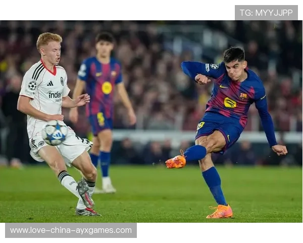 巴萨孔德双响，法兰克福无法翻盘